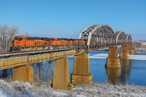 McMillan Publications, Inc. โ 2025 BNSF COLOR CALENDAR