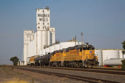 McMillan Publications Inc 2025 UNION PACIFIC COLOR CALENDAR McMillan Publications Inc 2025 UNION PACIFIC COLOR CALENDAR